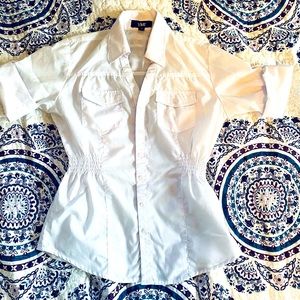 Lightweight 3/4 sleeve button down